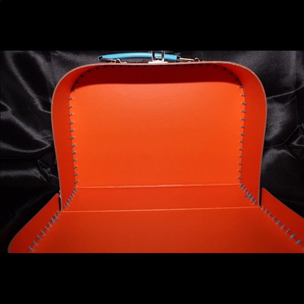 Lunchbox accessories purse . - Picture 2 of 3